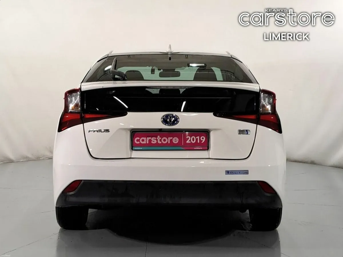 Toyota Prius 1.8 PET HYBRID - Image 4