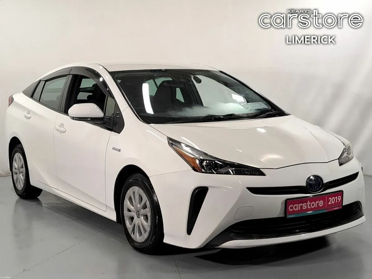 Toyota Prius 1.8 PET HYBRID - Image 1