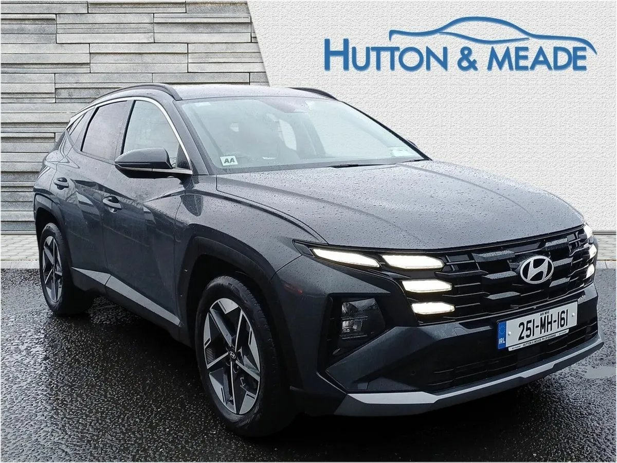 Hyundai Tucson Executive 1.6 Diesel 5dr - Image 1