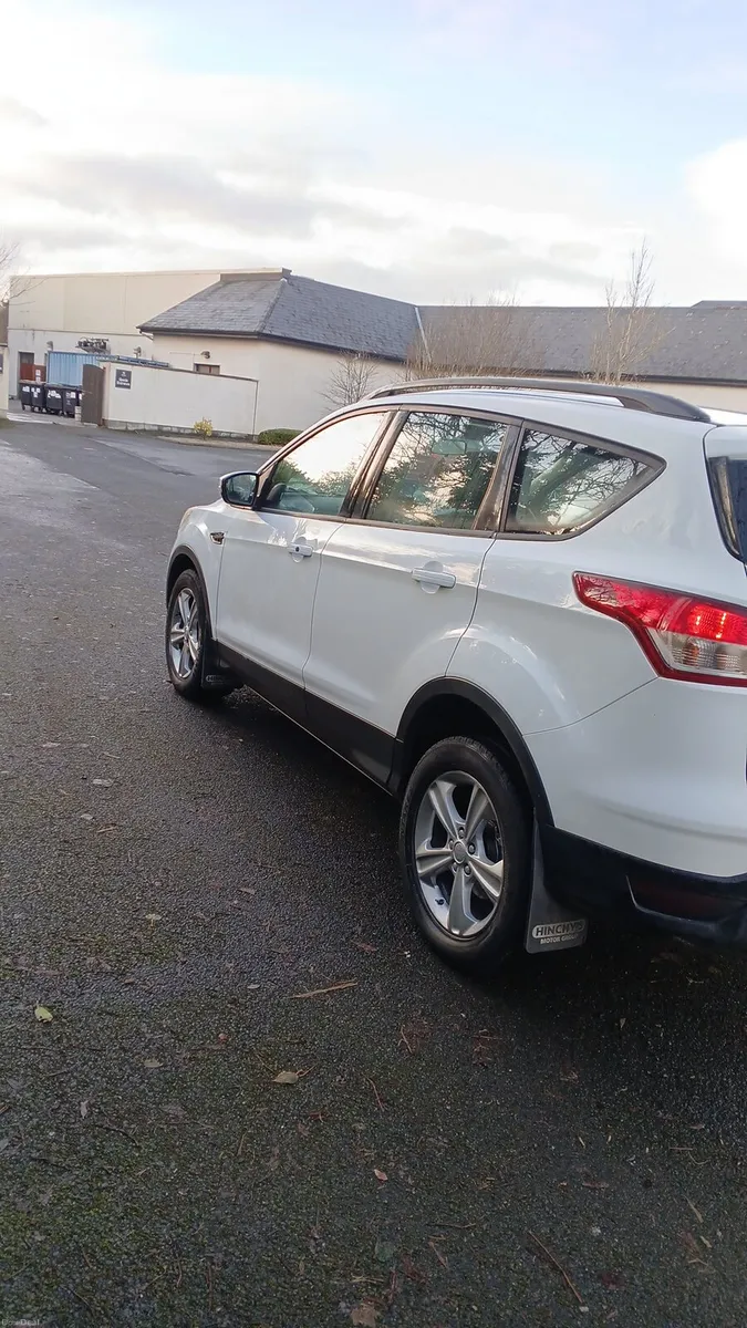 2014 ford kuga 2.0L diesel new nct 5 seats €3500 - Image 3