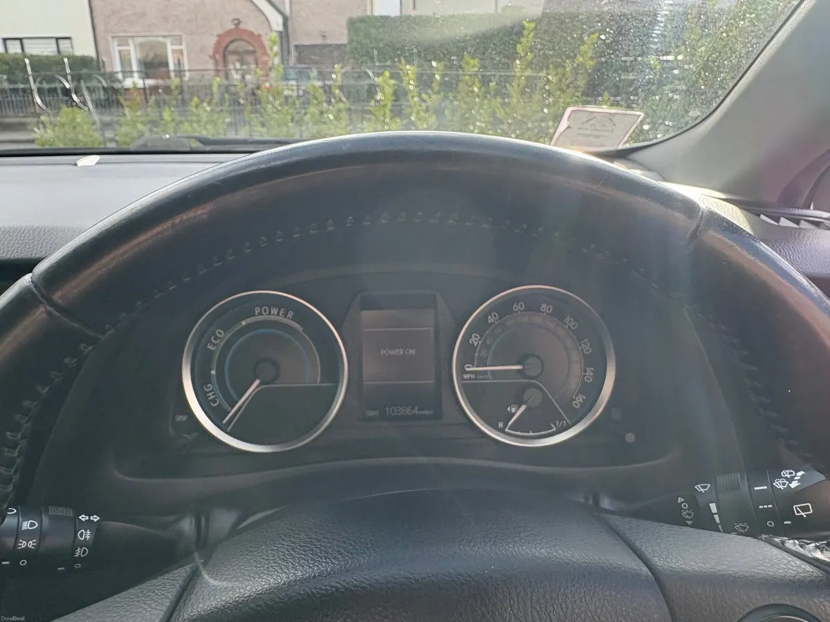 Toyota Auris 2013 - Image 4