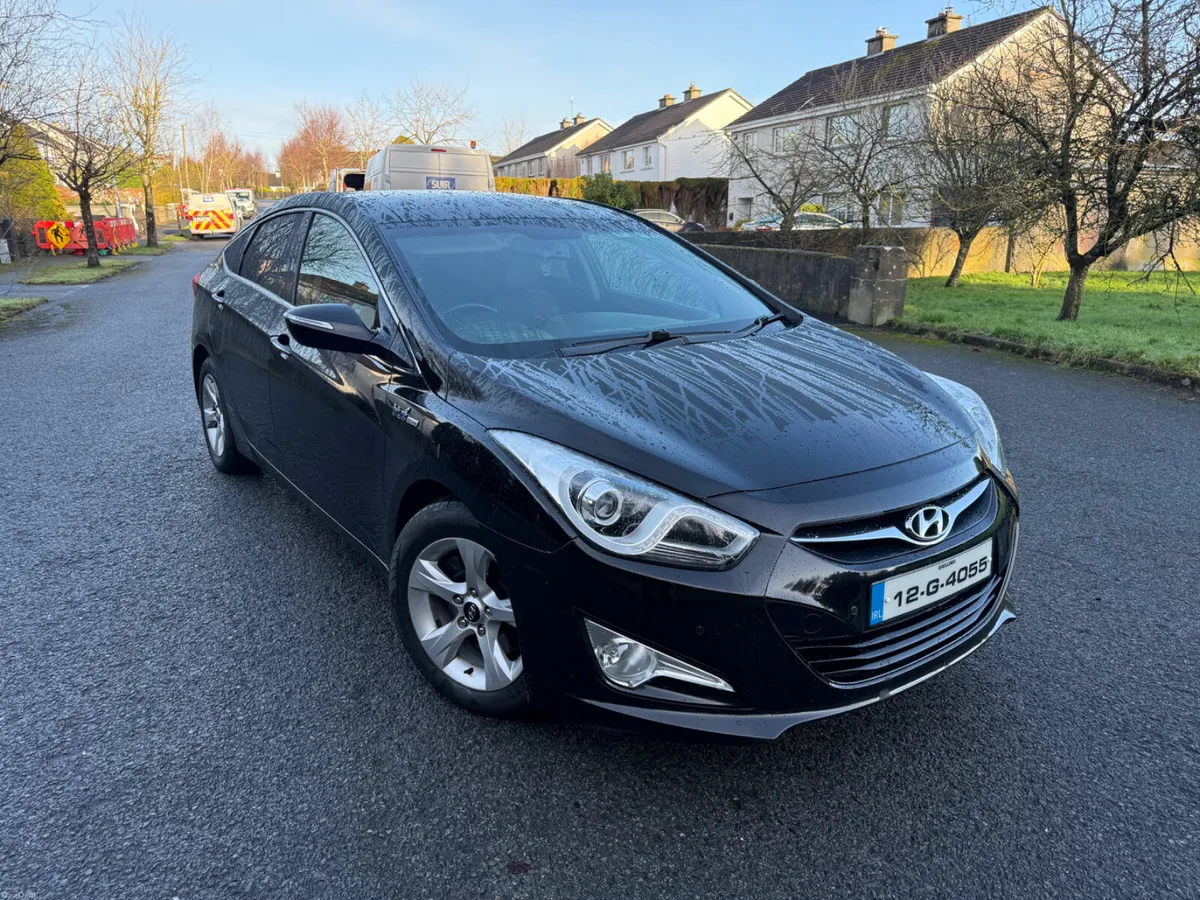 Hyundai i40/ high spec / serviced / 135k miles - Image 1