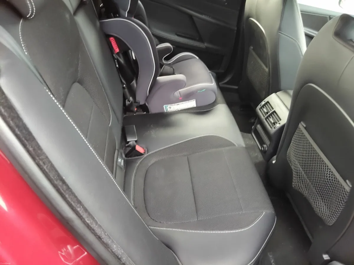 Jaguar XE R Sport 2018 Low Mileage - Image 3