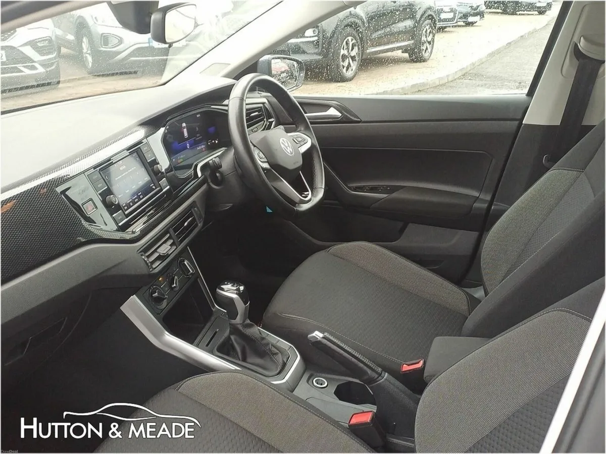 Volkswagen Polo Life Auto 1.0 Petrol 5dr - Image 5
