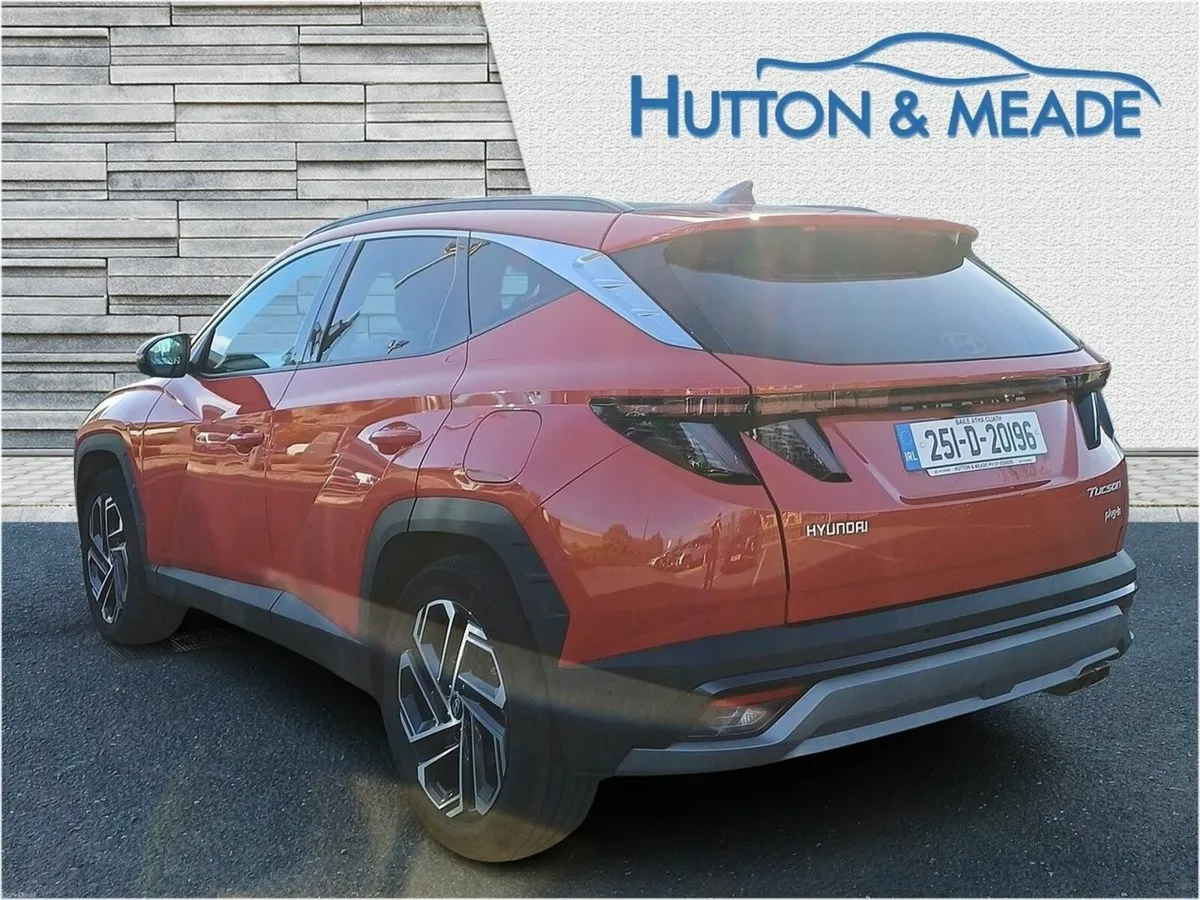 Hyundai Tucson Platinum PHEV 1.6 Petrol 5dr - Image 3