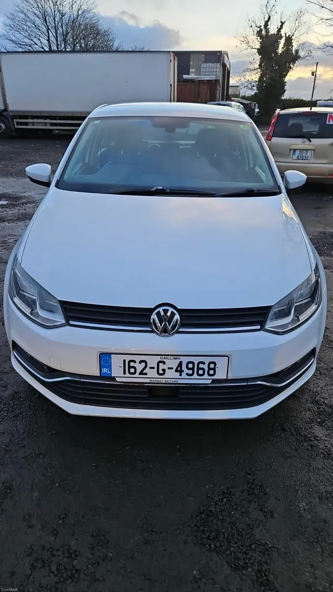 Volkswagen Polo 2016  low mileage 31000km - Image 1