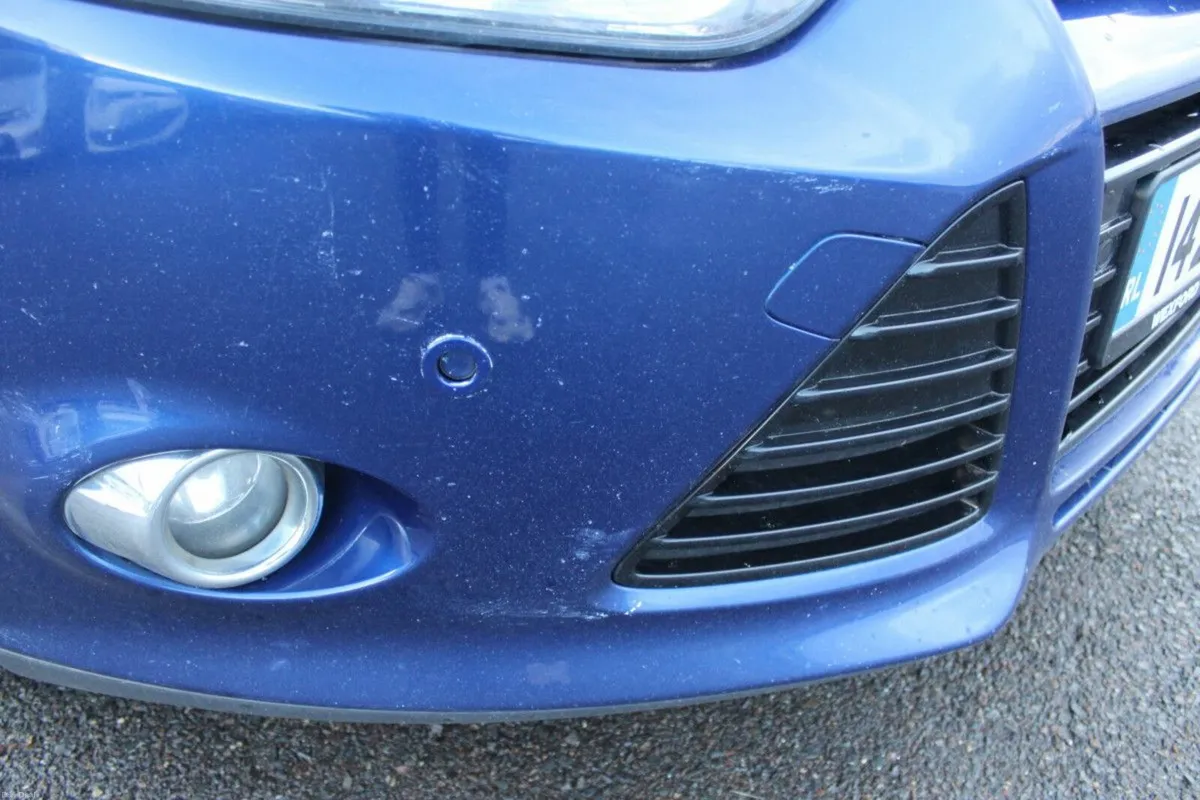 Ford Focus 1.6 115PS S/S Titanium Nav - TENDER 41 - Image 3