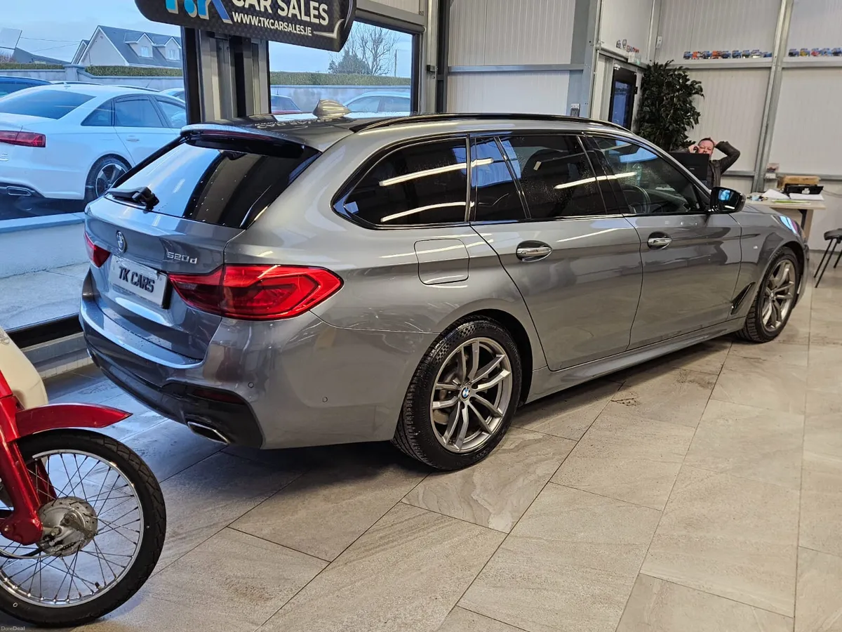 18 BMW 5 SERIES M-SPORT TOURER - Image 2