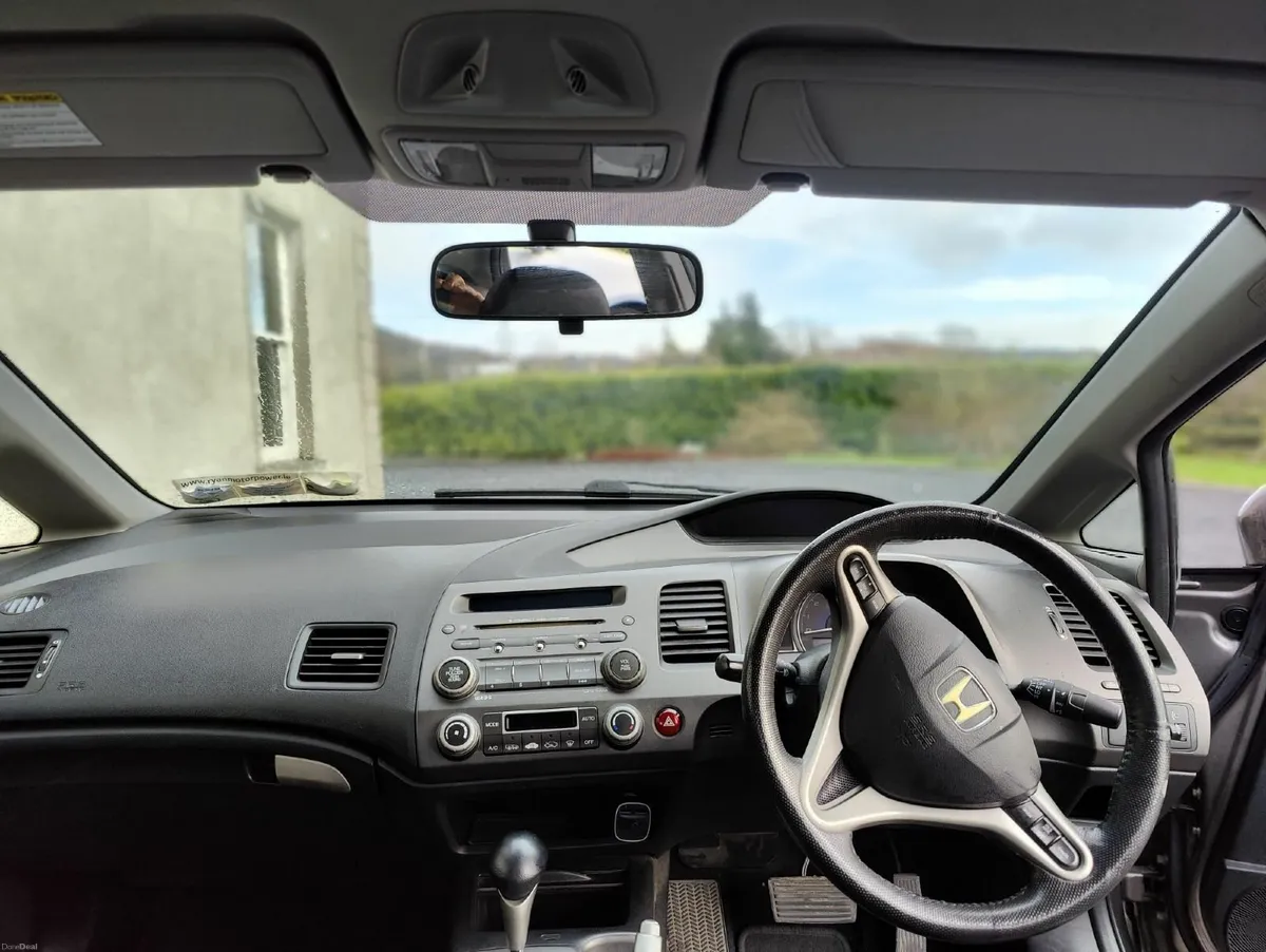 Honda Civic 2009 Automatic - Image 4