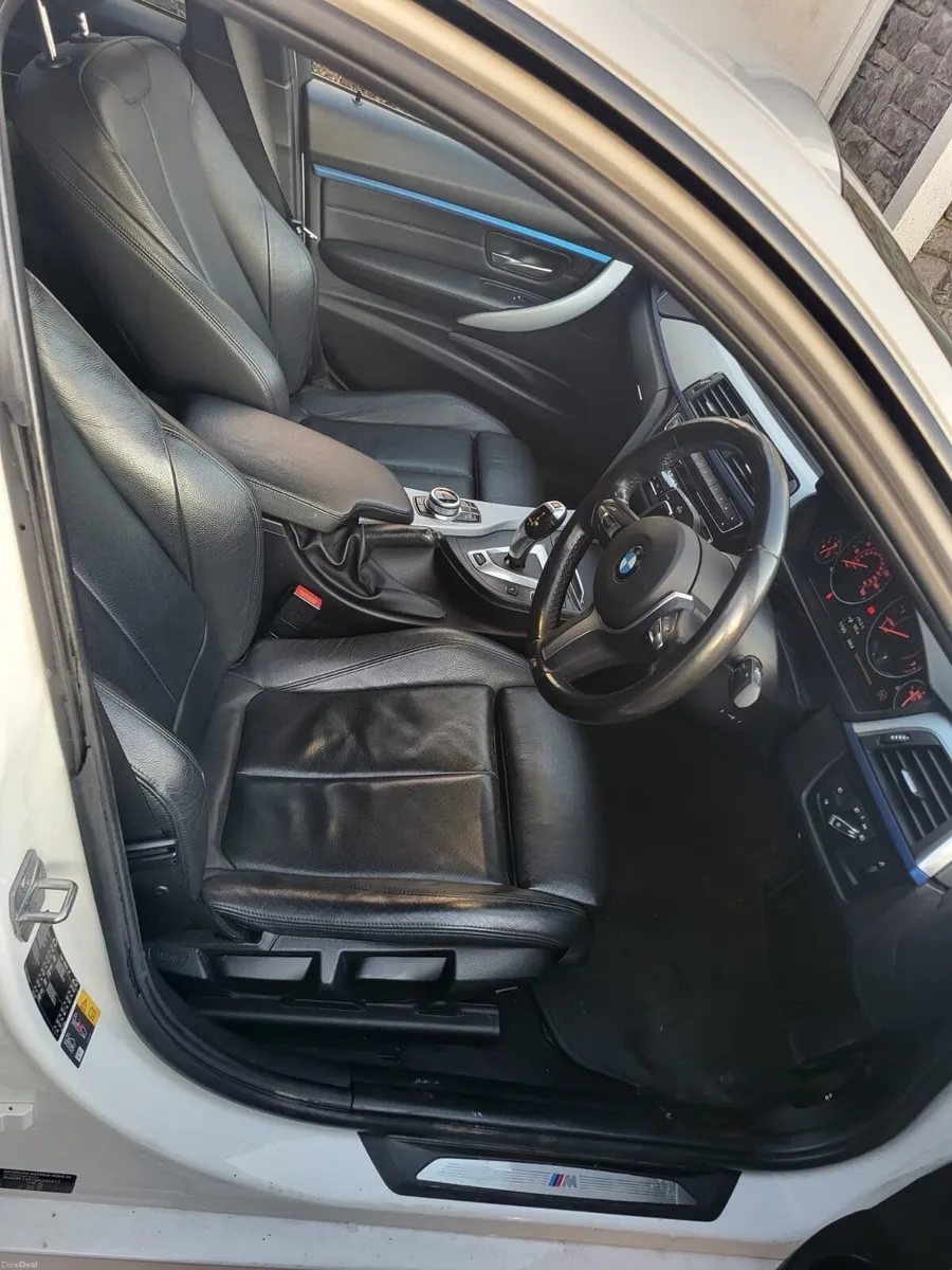 BMW 3-Serie M Sport *Automatic - Image 4