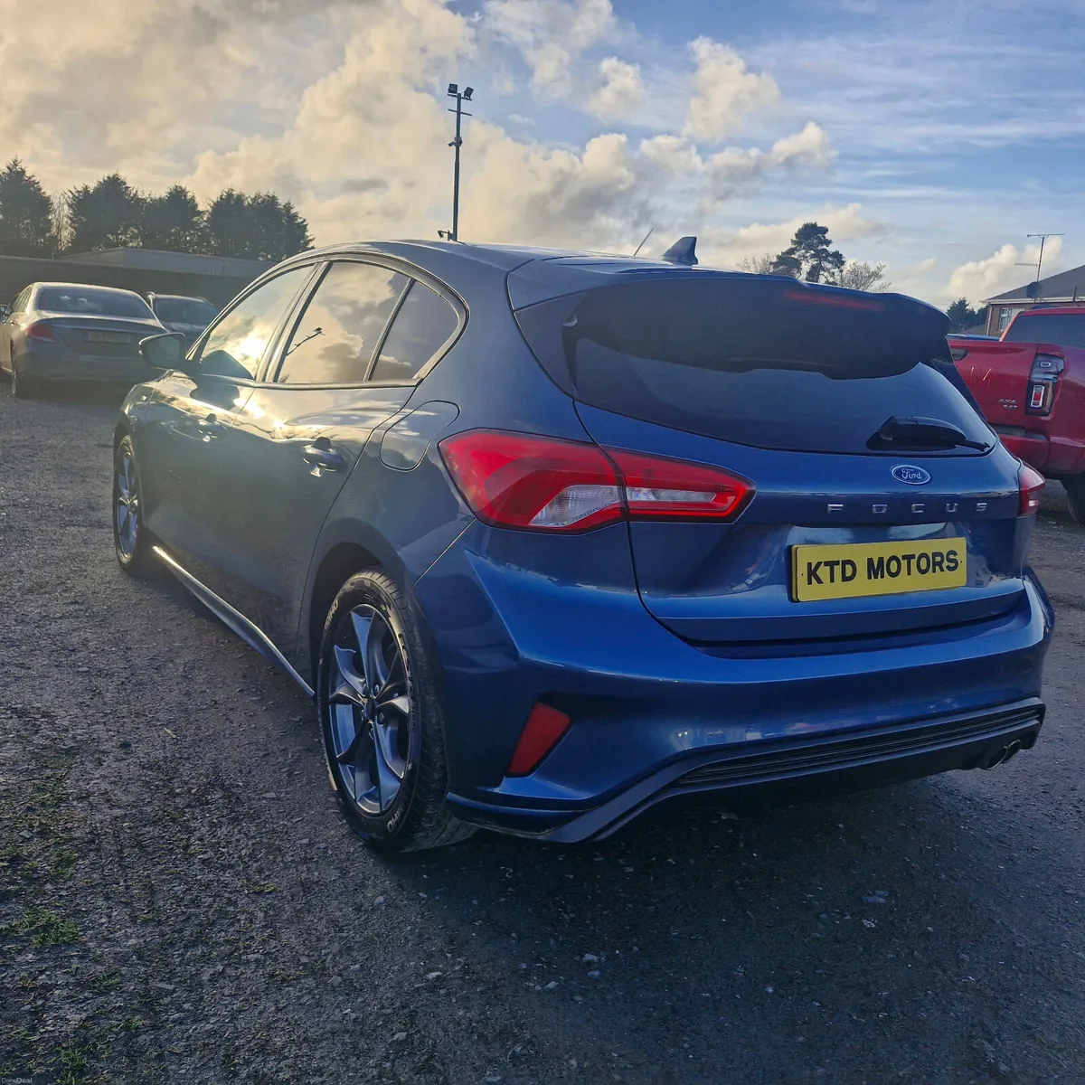 LOW MILEAGE Ford Focus 2020 - Image 3