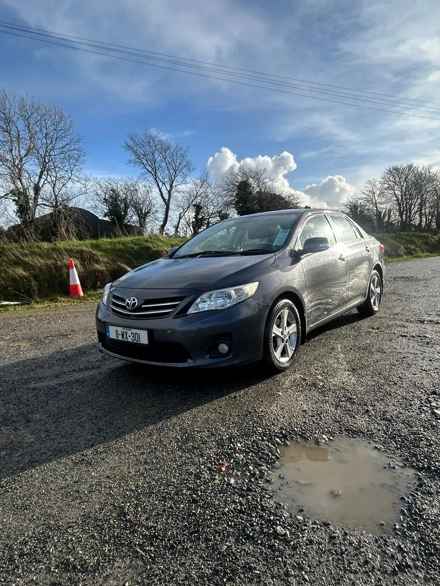 2011 Toyota Corolla 1.4 dsl Luna (STAMPED HISTORY - Image 2