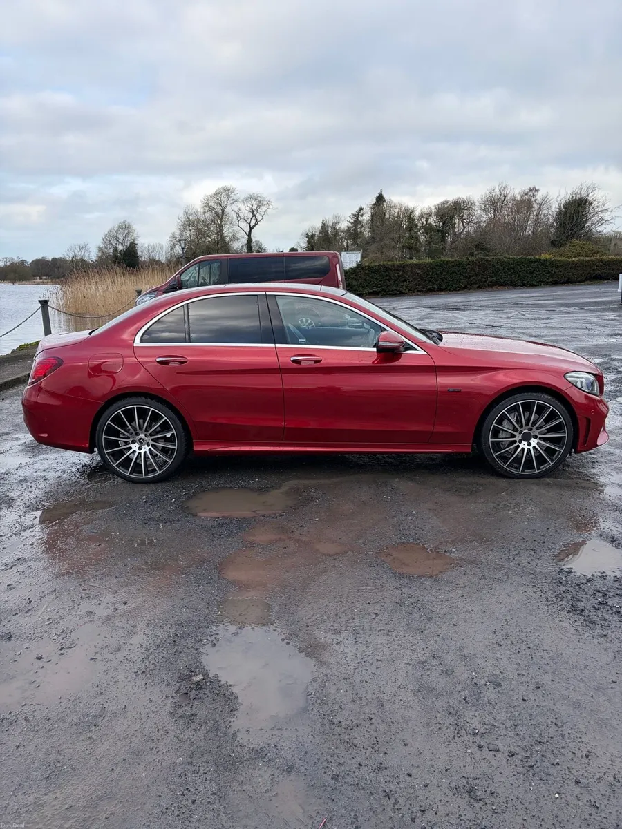 2020 Mercedes-Benz C300de - Image 3