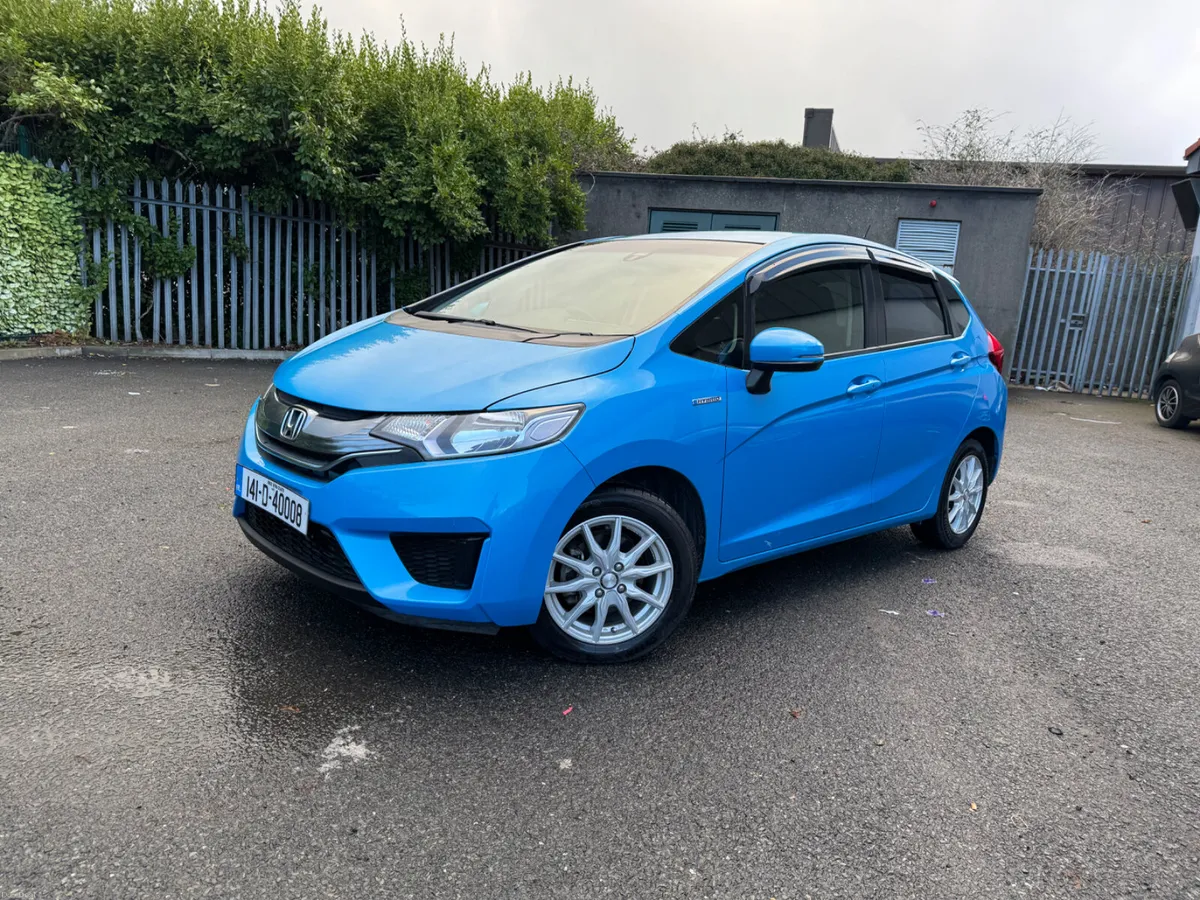 Honda Fit 1.5 Hybrid Automatic - Image 2