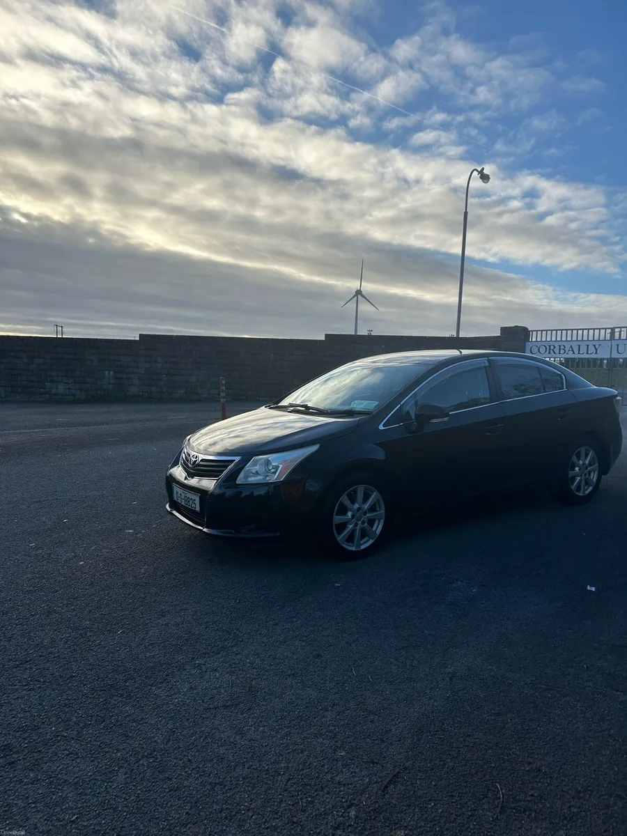 TOYOTA AVENSIS D4D - Image 4