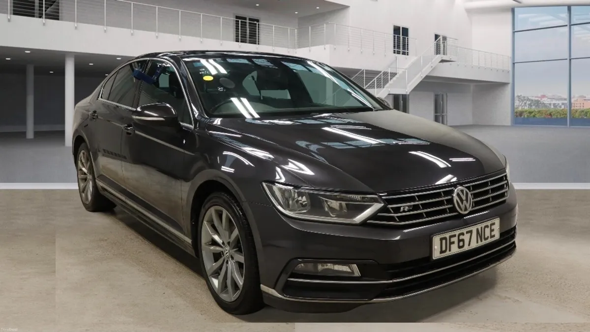 Volkswagen Passat 2018 2.0 R-LINE DSG SALOON