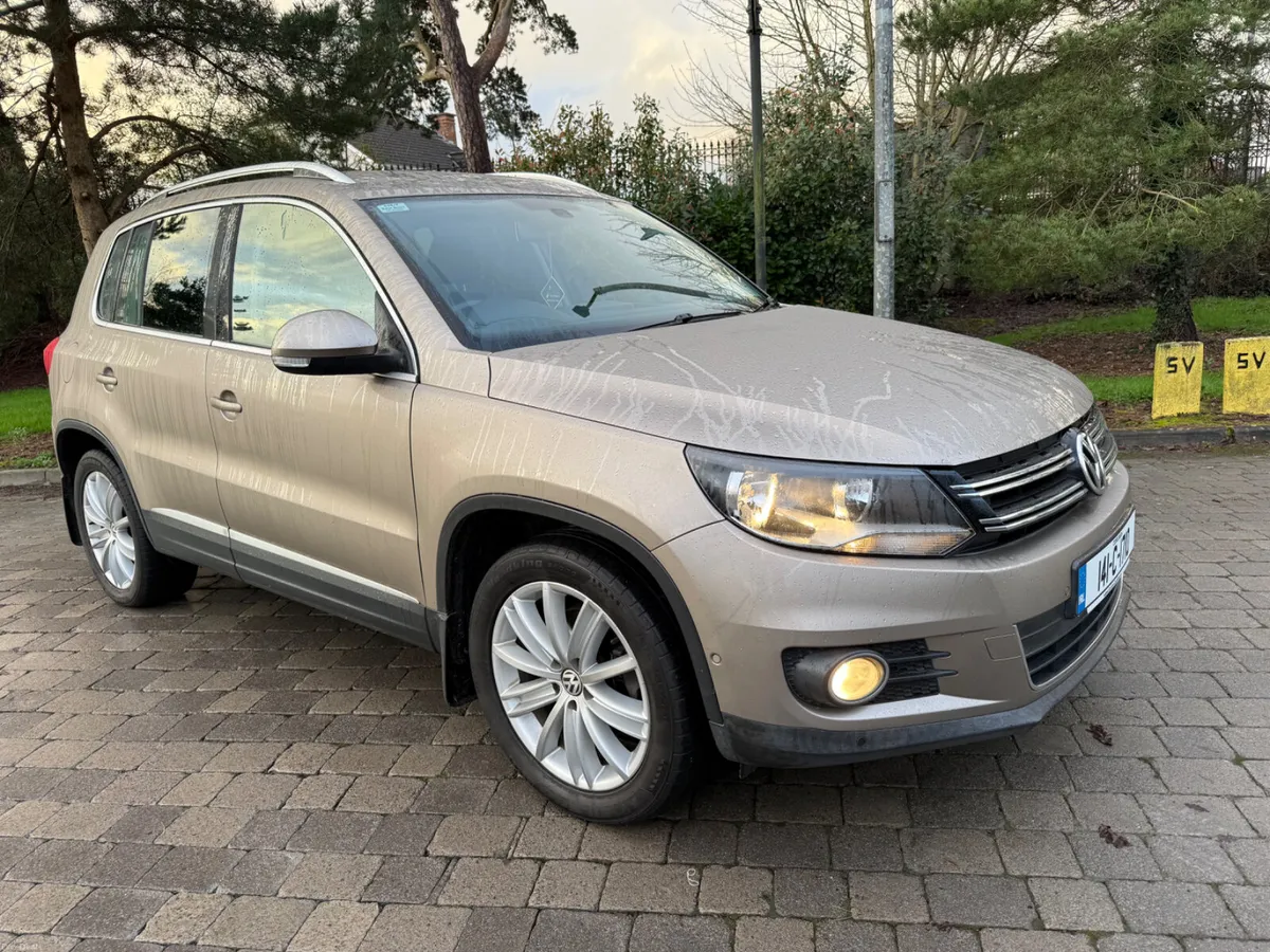 Volkswagen Tiguan 2014 LOW MILEAGE - Image 2