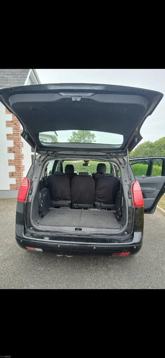 Peugeot 5008 2015 - Image 3