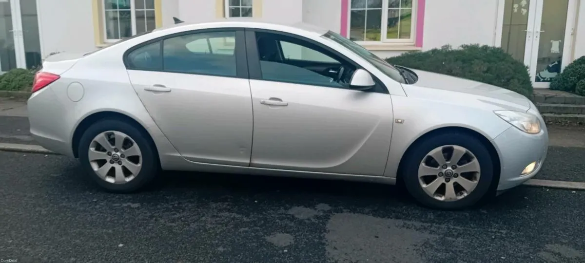 2011 opel insignia nct 7/26 tax 4/26 - Image 4