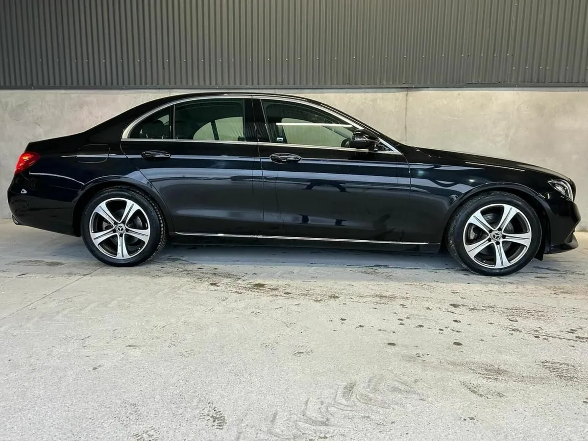 Mercedes-Benz E-Class 2018 - Image 4