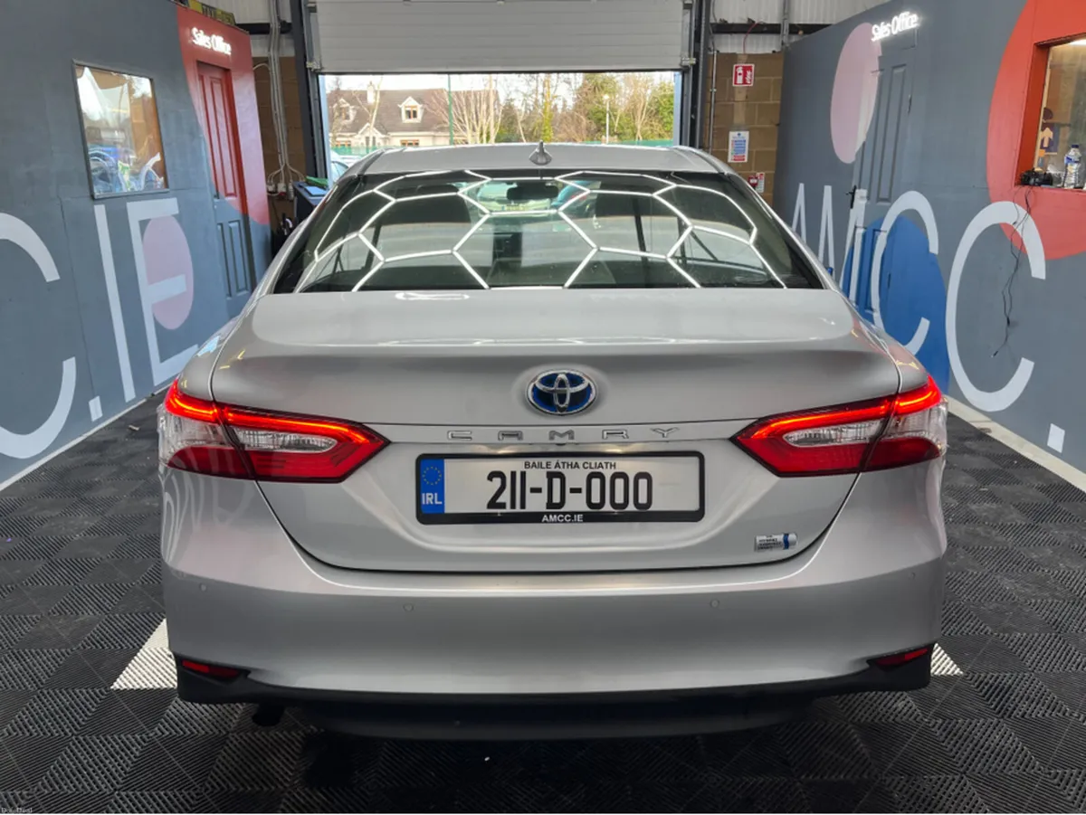 Toyota Camry €27950! 2021 TOYOTA CAMRY X 2.5 AUTOM - Image 3