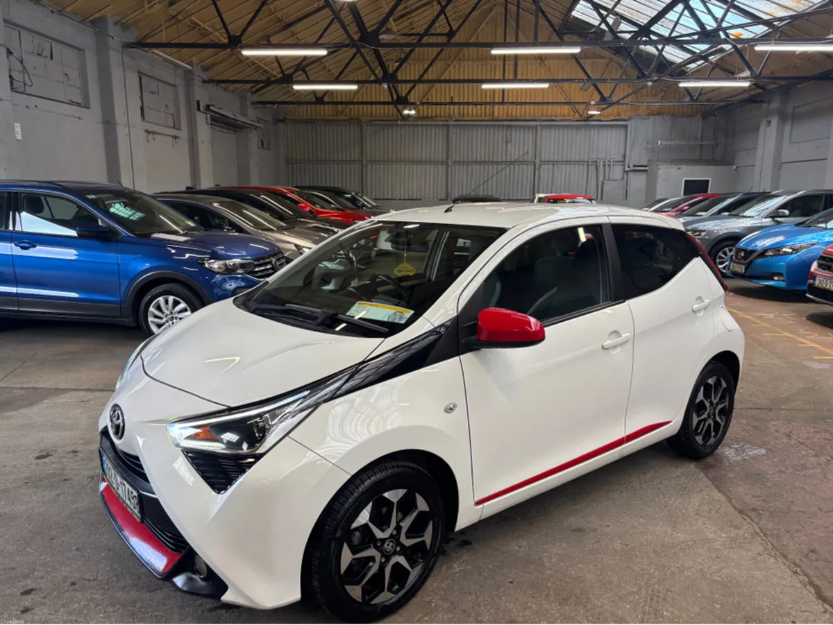 Toyota Aygo 1.0 XPLAY SPHONE 4DR - Image 4