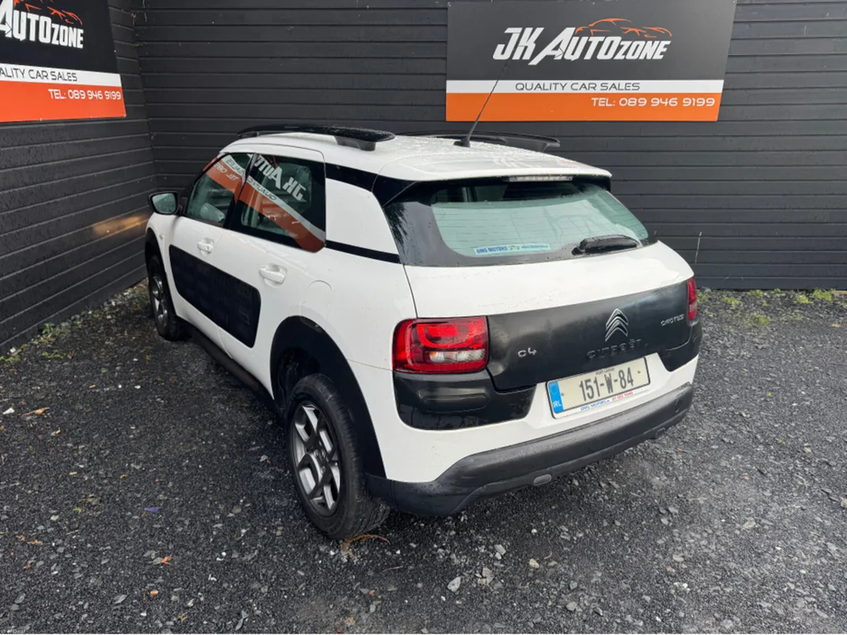 Citroen C4 Cactus 1.2 PURETECH FEEL 5DR - Image 4