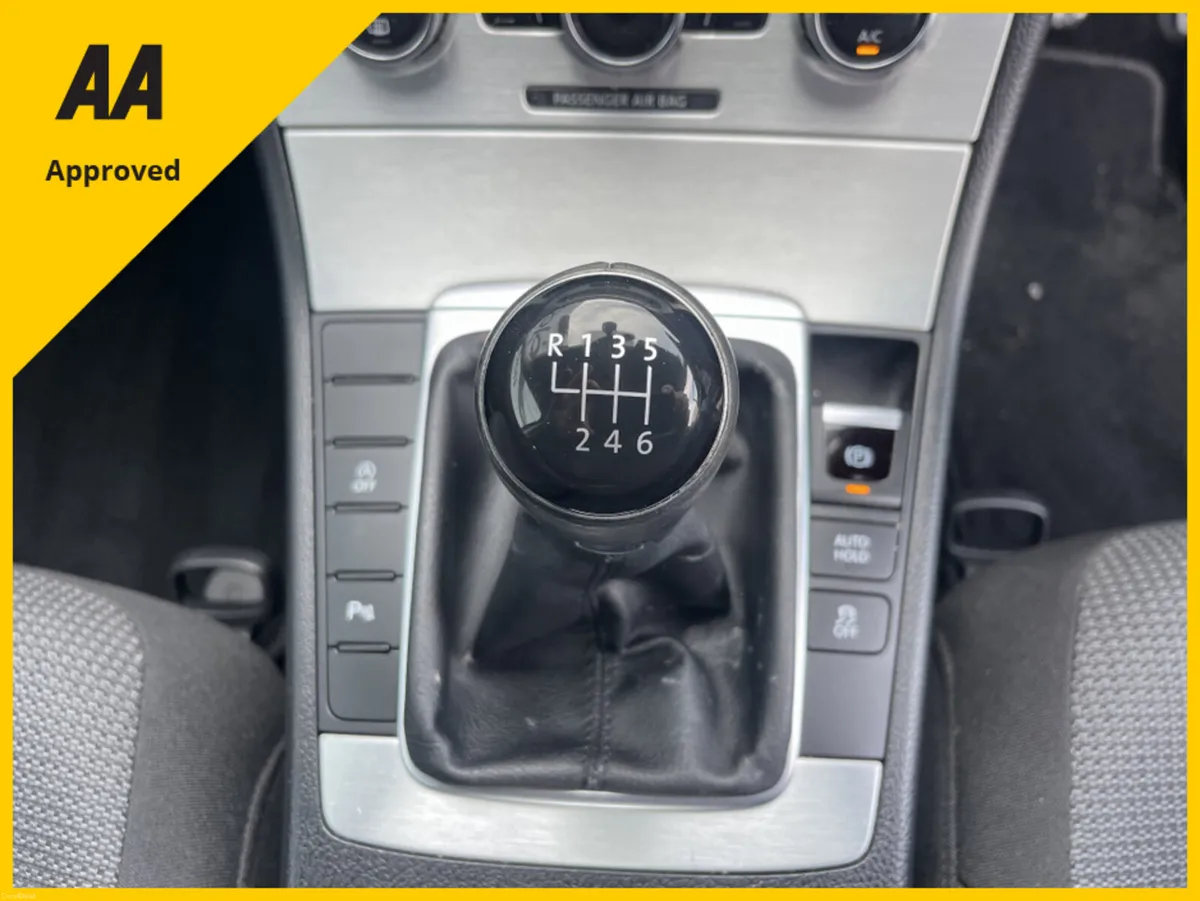 Volkswagen Passat CL 1.6 TDI MANUAL 6SPEED FWD BLU - Image 2