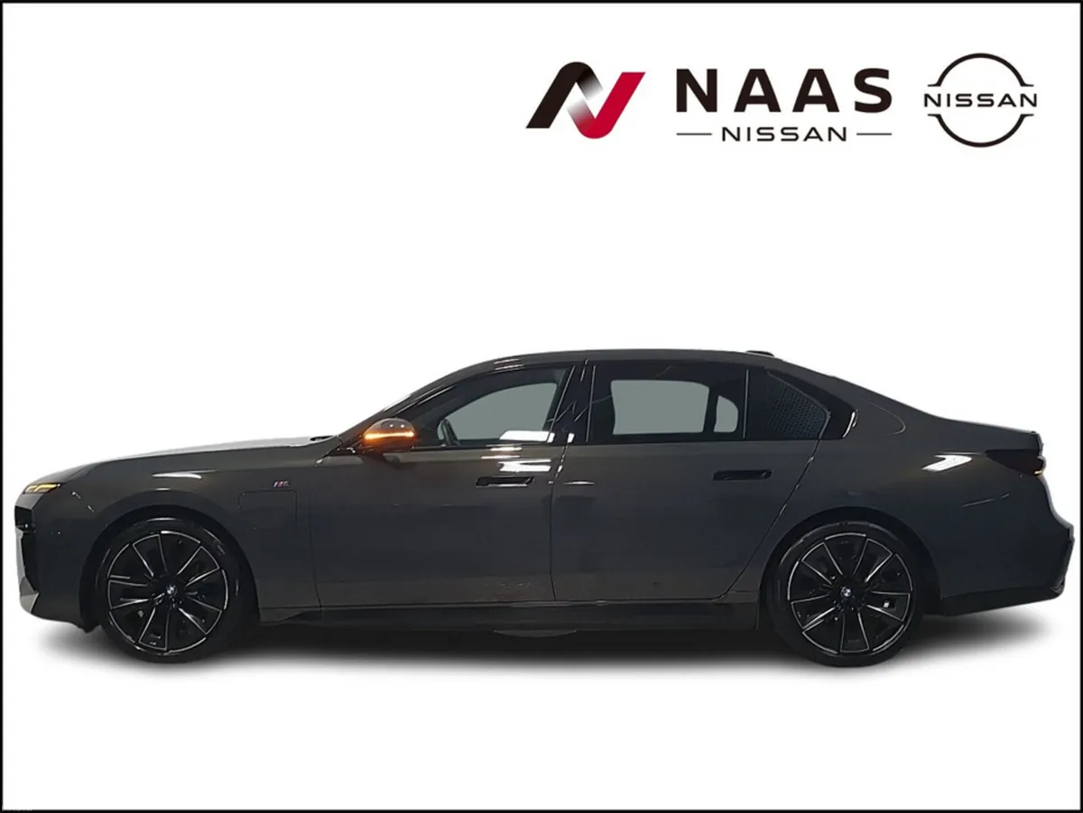 BMW 7-Series 750E XDRIVE M SPORT 483BHP - Image 4