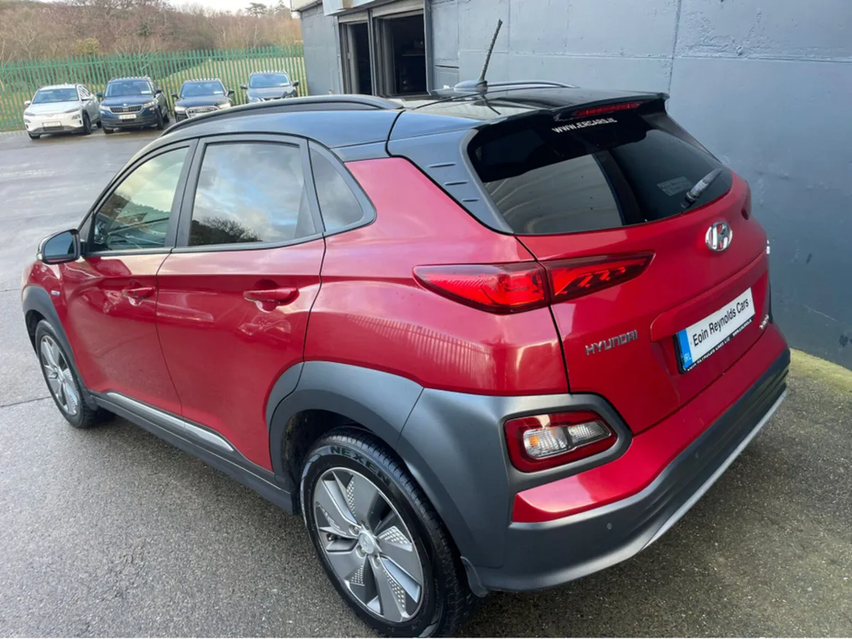 Hyundai KONA KAUAI EV 5DR AUTO LOW KMS! VERY CLEAN - Image 4