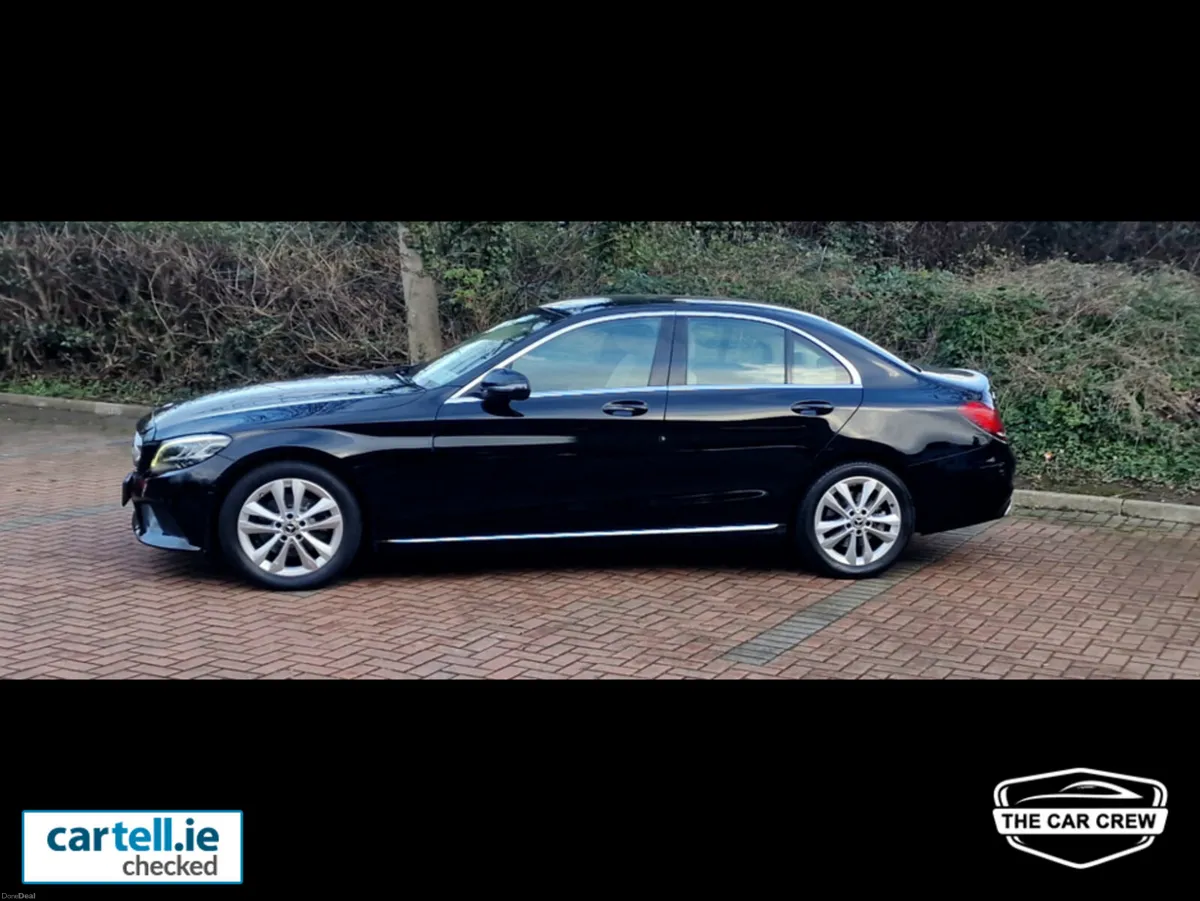 Mercedes-Benz C-Class 200 D AUTO 4DR - Image 4