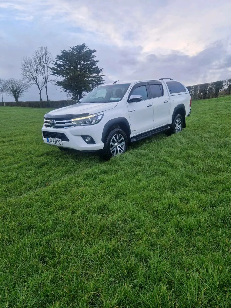 Toyota Hilux invincible - Image 2