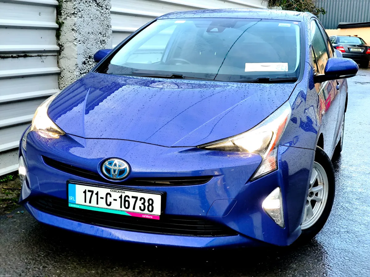 Toyota Prius 2017 BUSINESS EDITION - Image 2