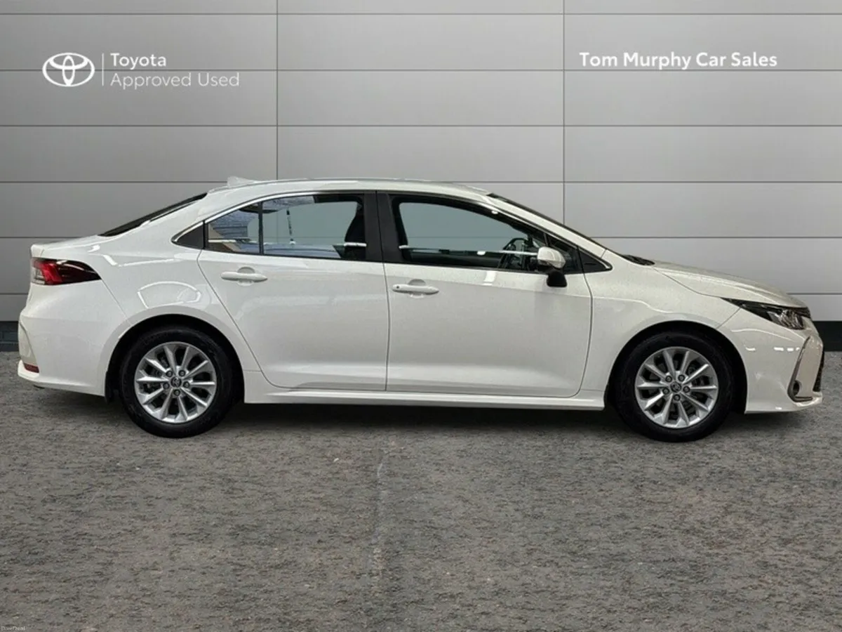 Toyota Corolla LUNA 4DR AUTO - Image 3