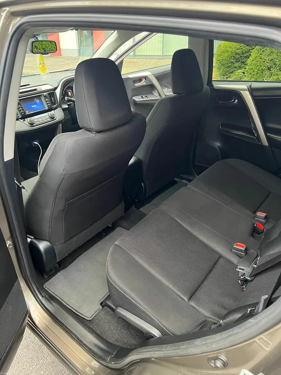 Toyota RAV4 2016 - Image 4