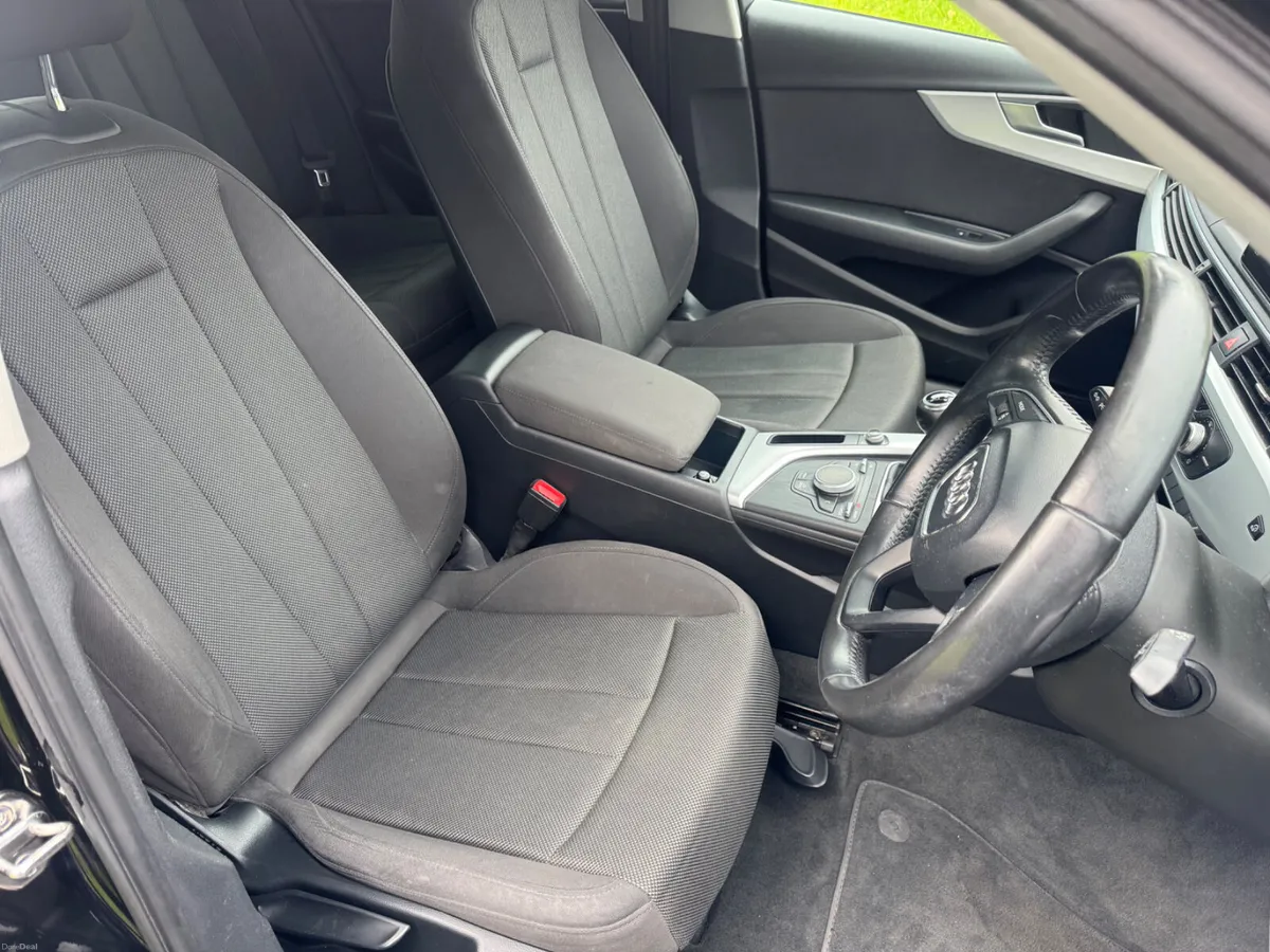 Audi A4 2016 2.0 tdi manual - Image 4