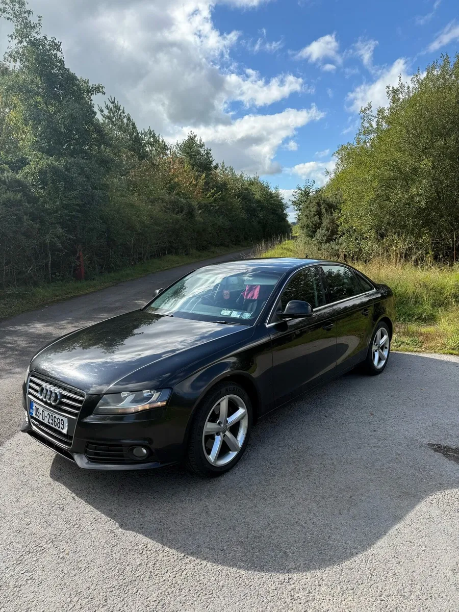 Audi a4 - Image 1
