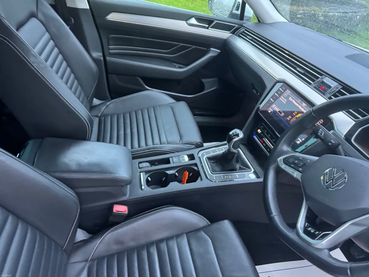 Volkswagen Passat 2021 rline manual - Image 4