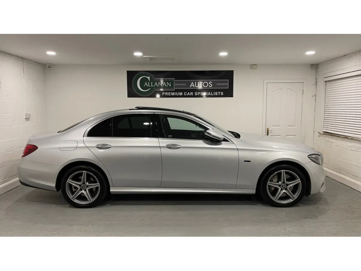 Mercedes-Benz E-Class 300DE  AMG LINE PREMIUM PLUS - Image 4