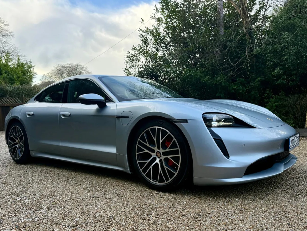 Porsche Taycan 4S *Performance Battery Plus…562bhp - Image 2