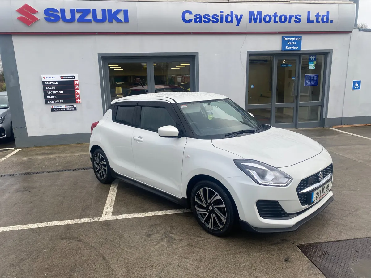 Suzuki Swift **BLACK EDITION** - Image 2