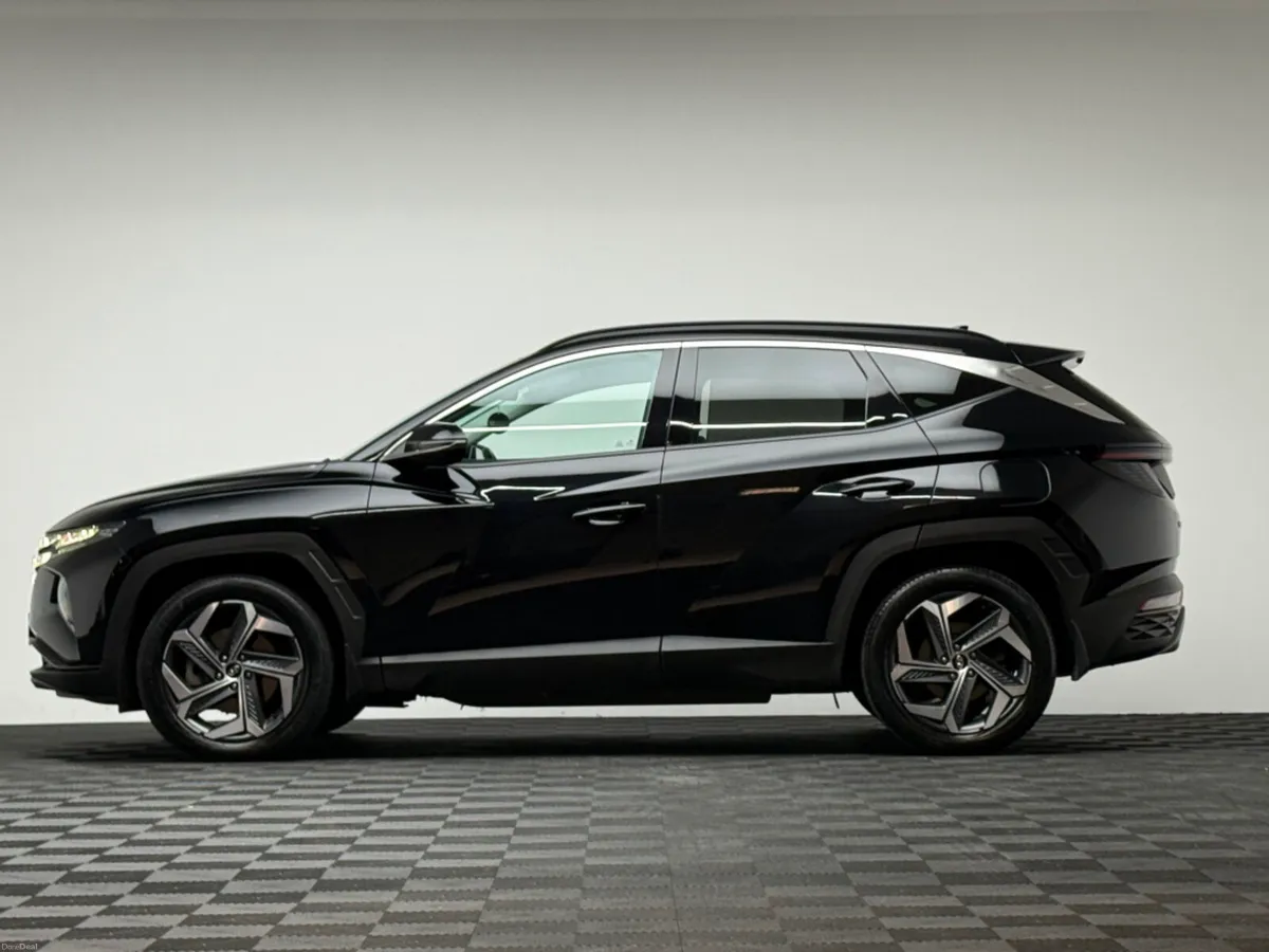 Hyundai Tucson EXEC PLUS 1.6 PHEV AUTO - Image 4