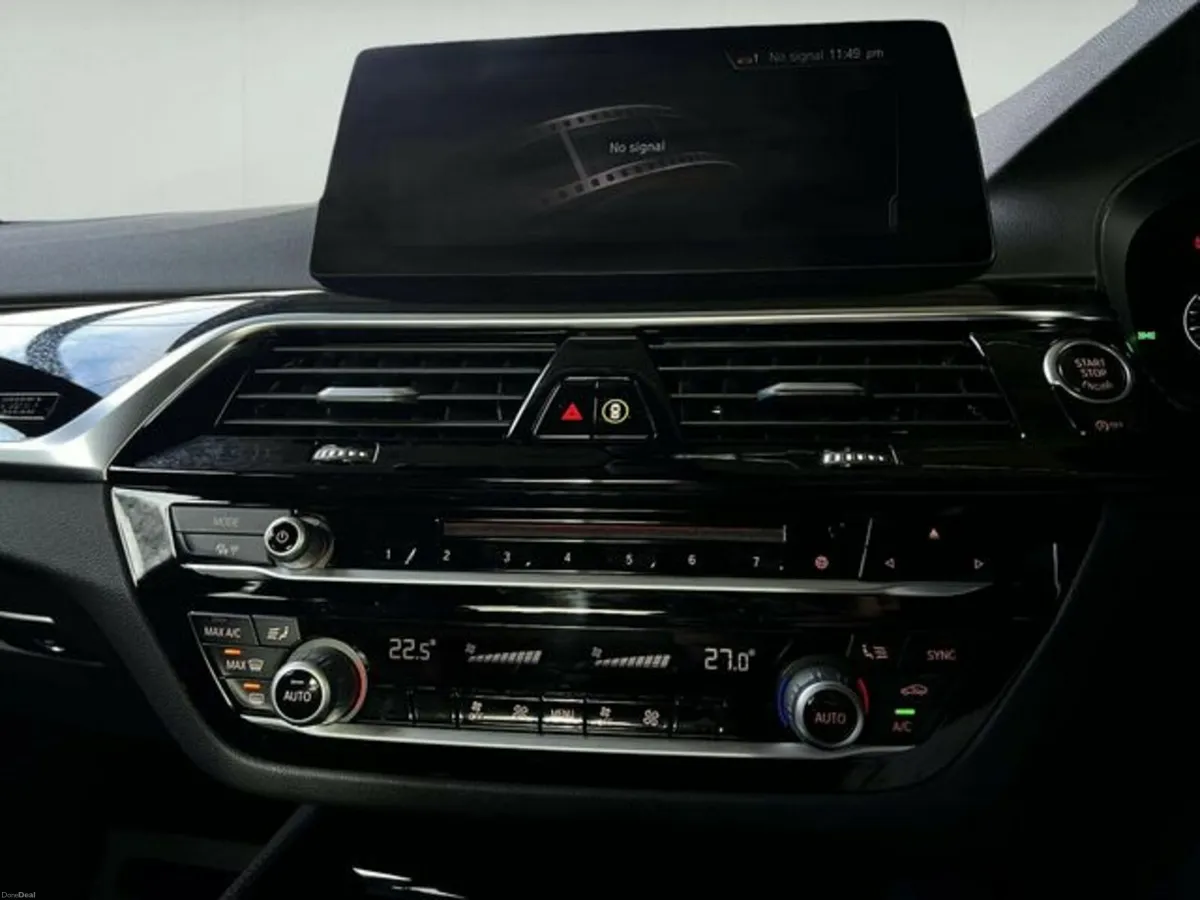 BMW 5-Series 2.0 Automatic - Image 4