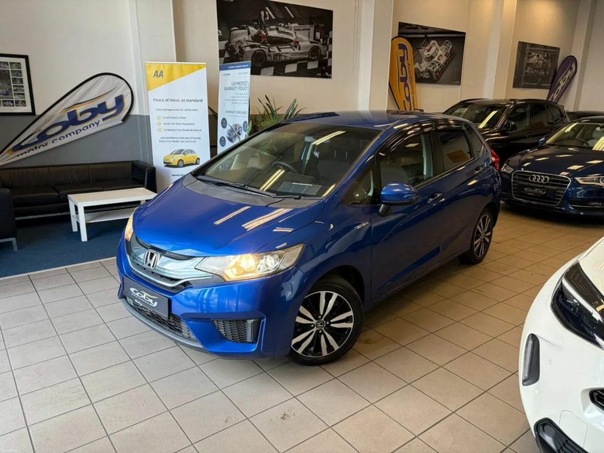 Honda Fit 1.5 Petrol HYBRID 5DR AUTO. Immaculate C - Image 4