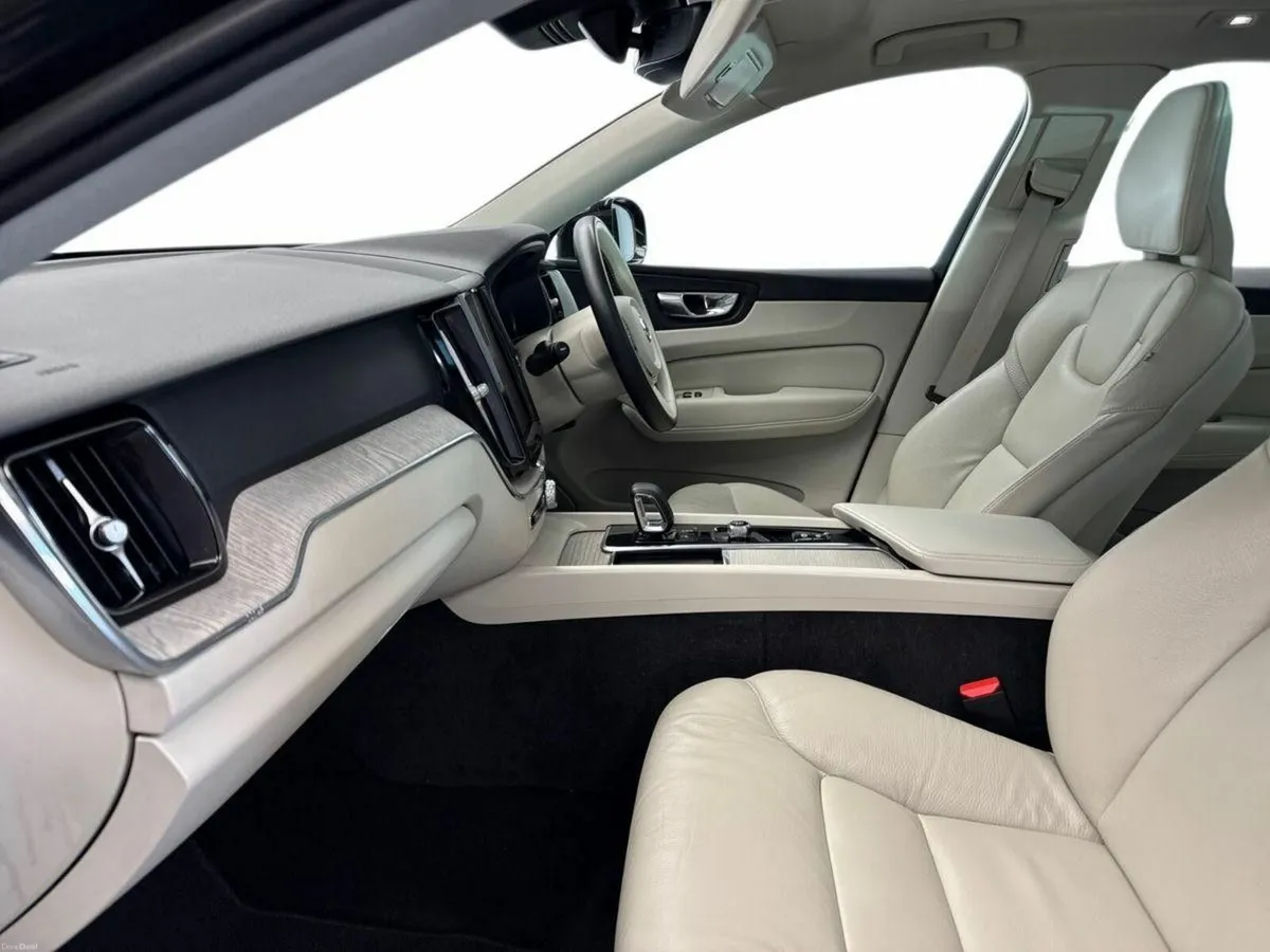 Volvo XC60 T6 CORE *2YR WARRANTY* €110 PER WEEK ON - Image 3