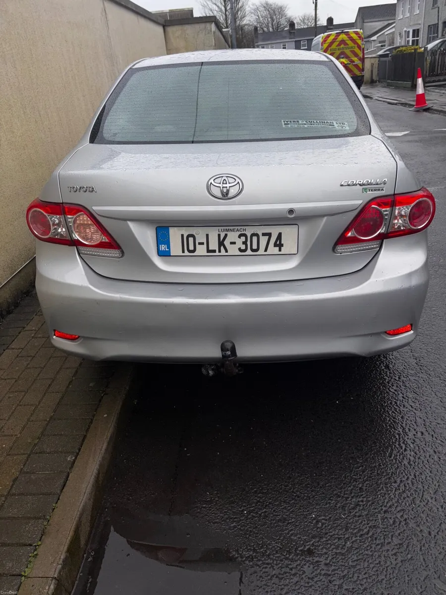 Toyota Corolla 2010 - Image 4