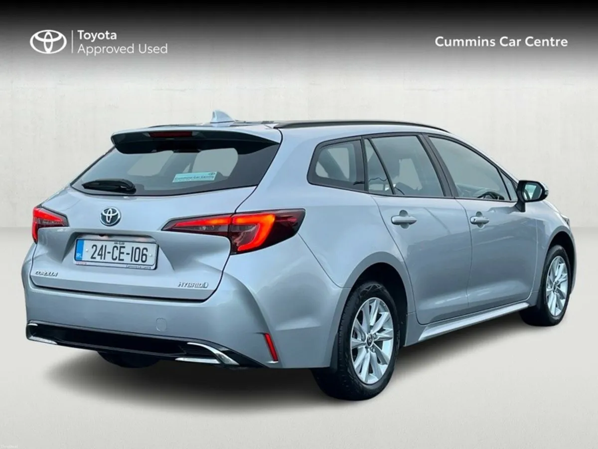 Toyota Corolla HYBRID LUNA T/S 4DR AUTO - Image 2