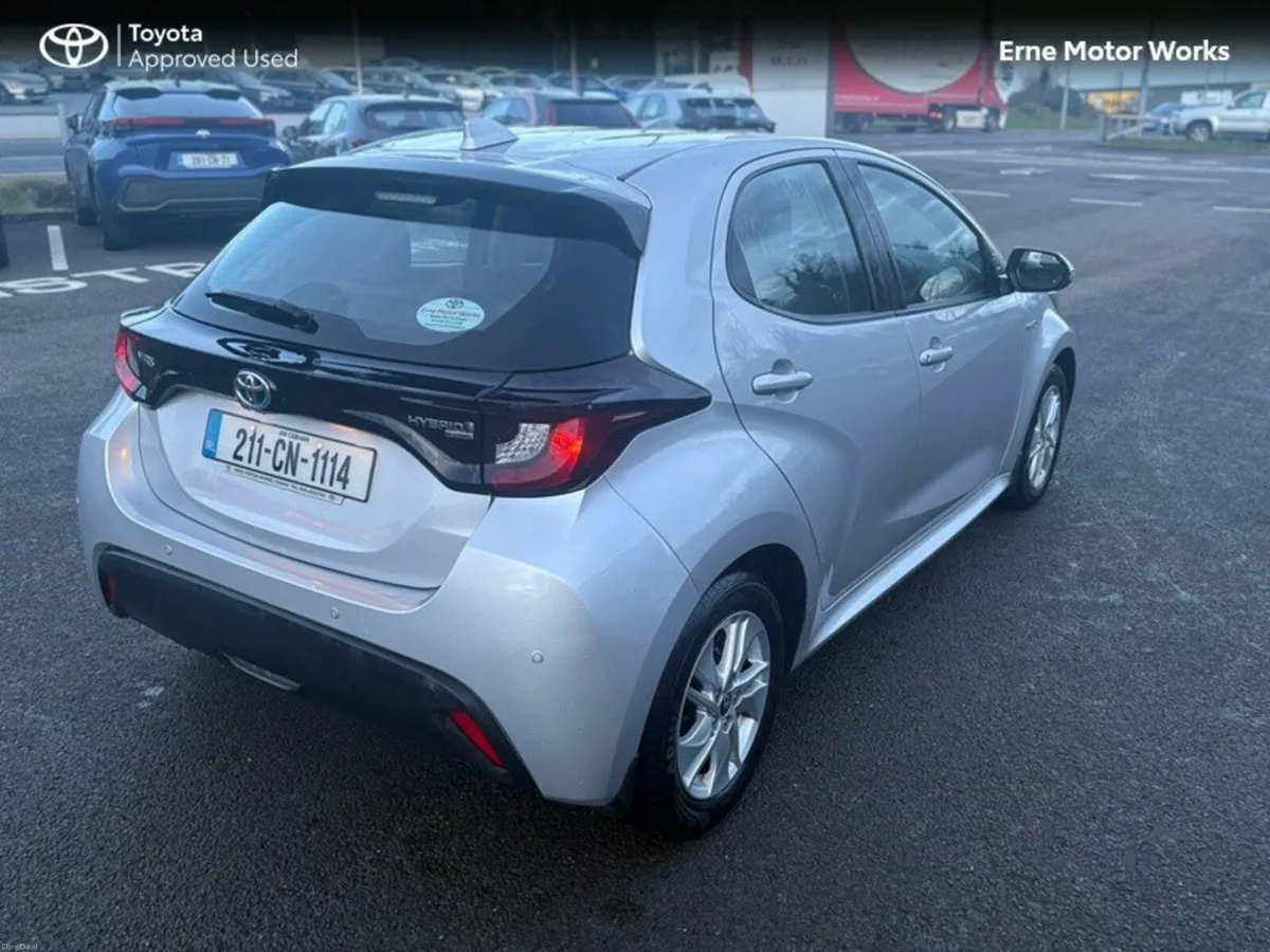 Toyota Yaris yaris hybrid luna - Image 3