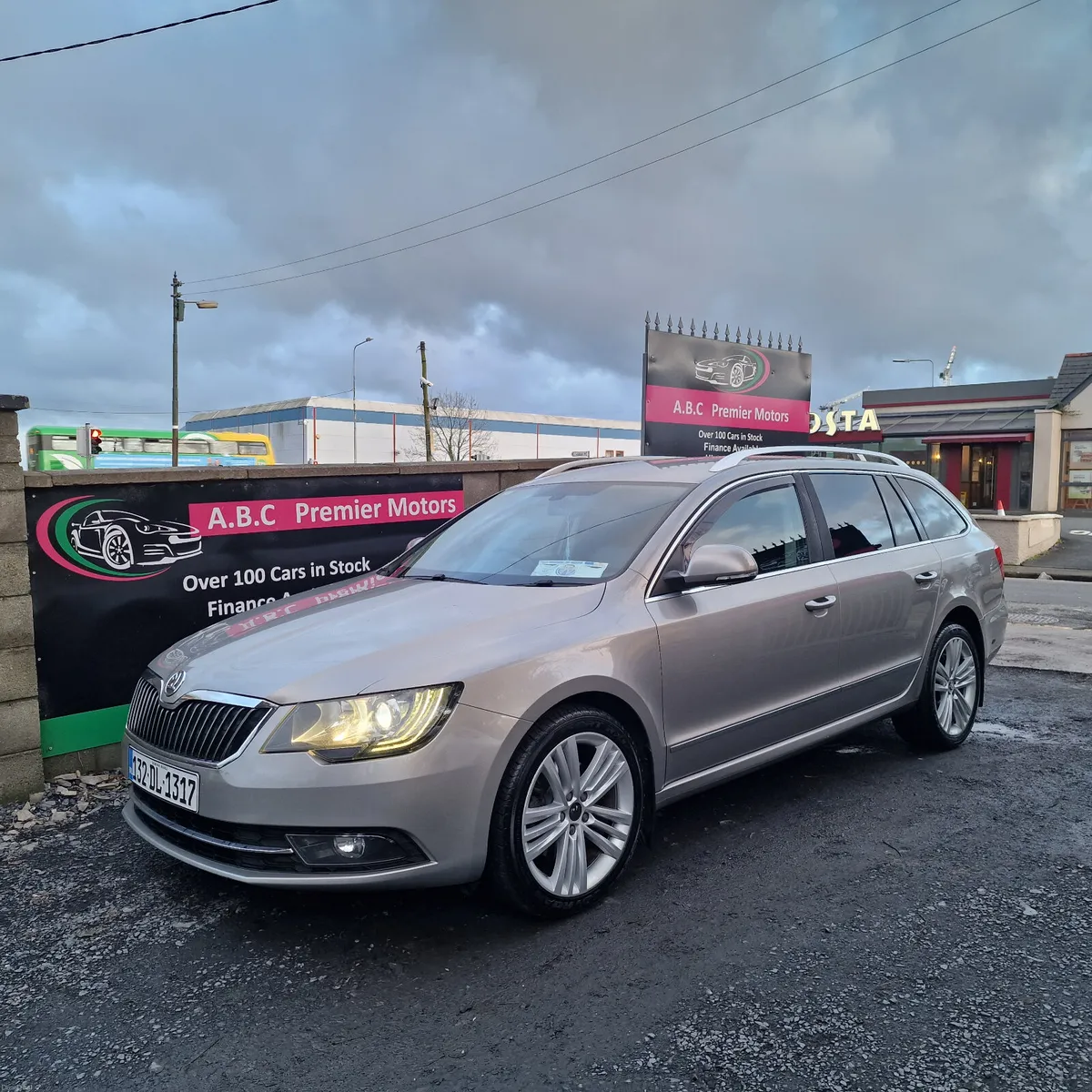 Skoda Superb 2.0 TDI 170hp Elegance - Image 4