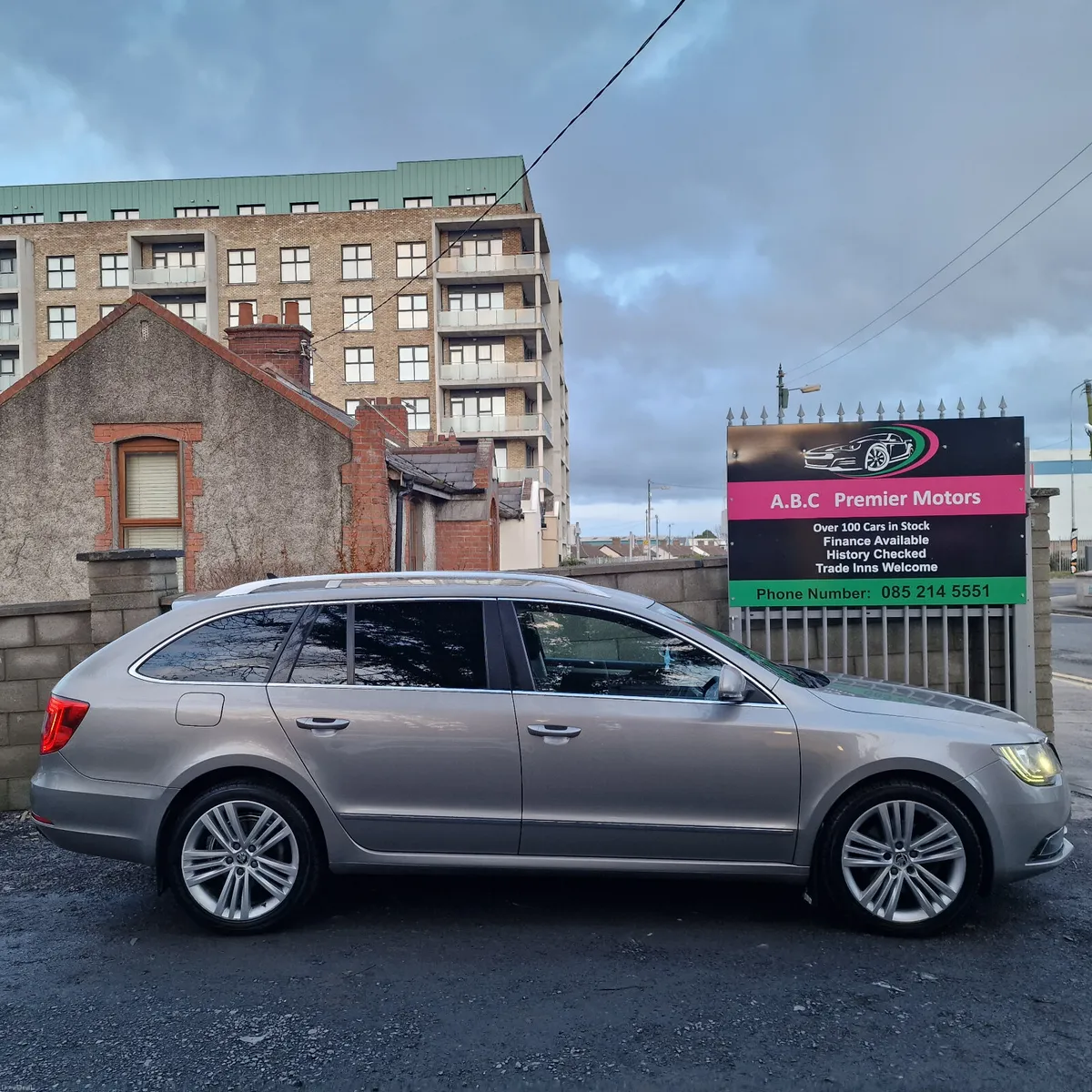 Skoda Superb 2.0 TDI 170hp Elegance - Image 3